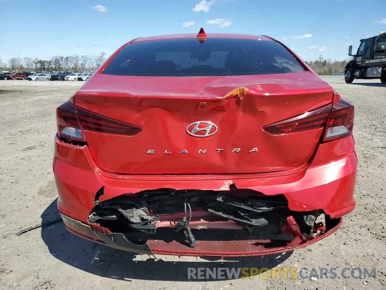 6 Фотография поврежденного автомобиля 5NPD84LF5LH565515 HYUNDAI ELANTRA 2020
