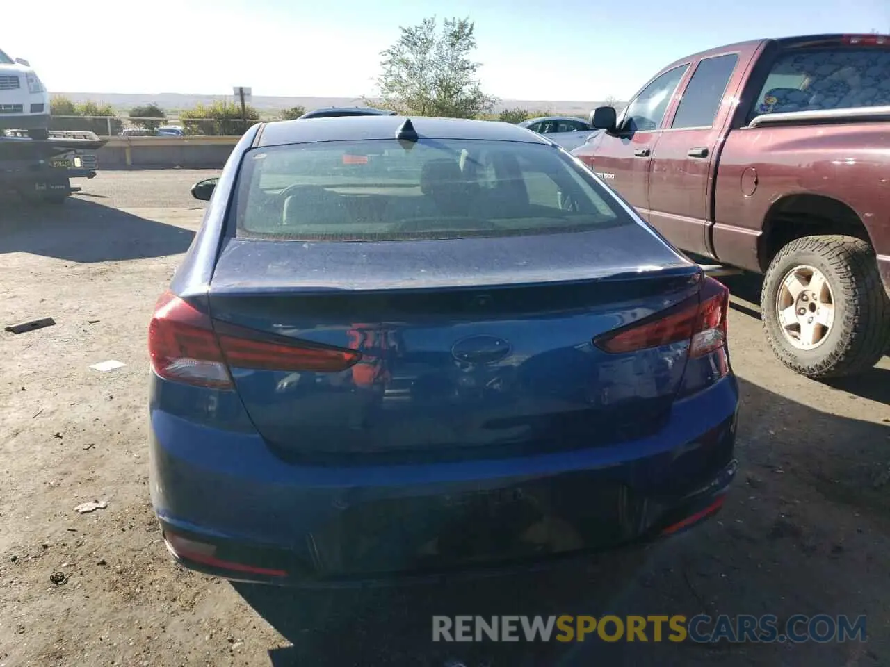 6 Photograph of a damaged car 5NPD84LF5LH571458 HYUNDAI ELANTRA 2020