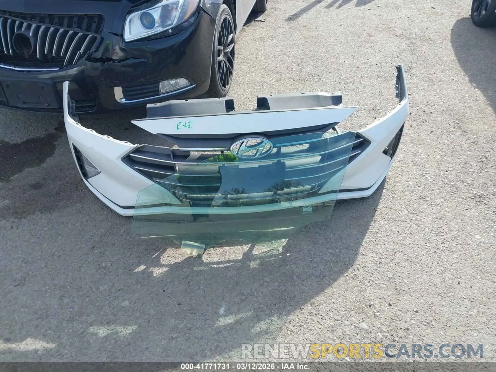 11 Photograph of a damaged car 5NPD84LF5LH599549 HYUNDAI ELANTRA 2020