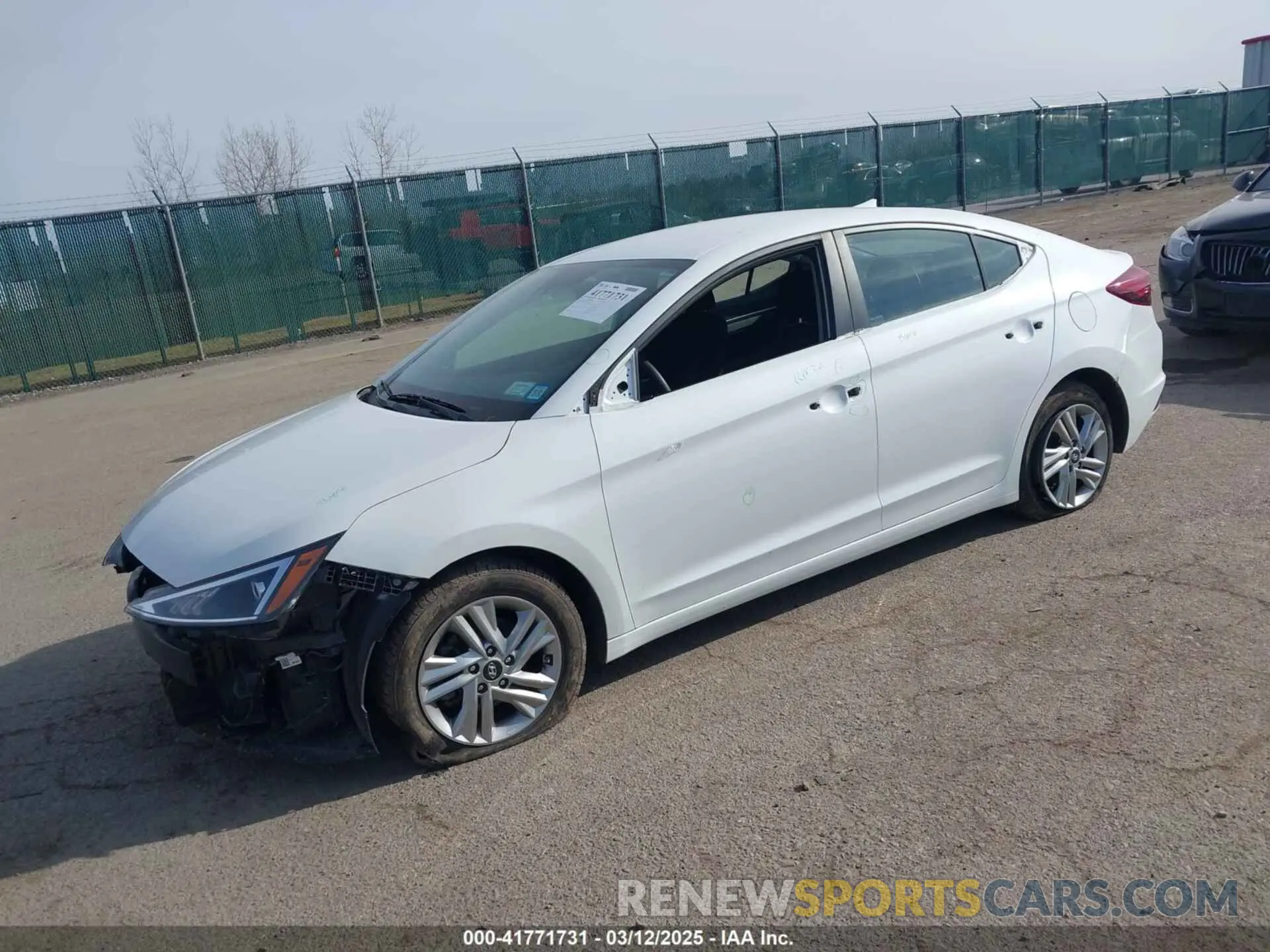 2 Photograph of a damaged car 5NPD84LF5LH599549 HYUNDAI ELANTRA 2020