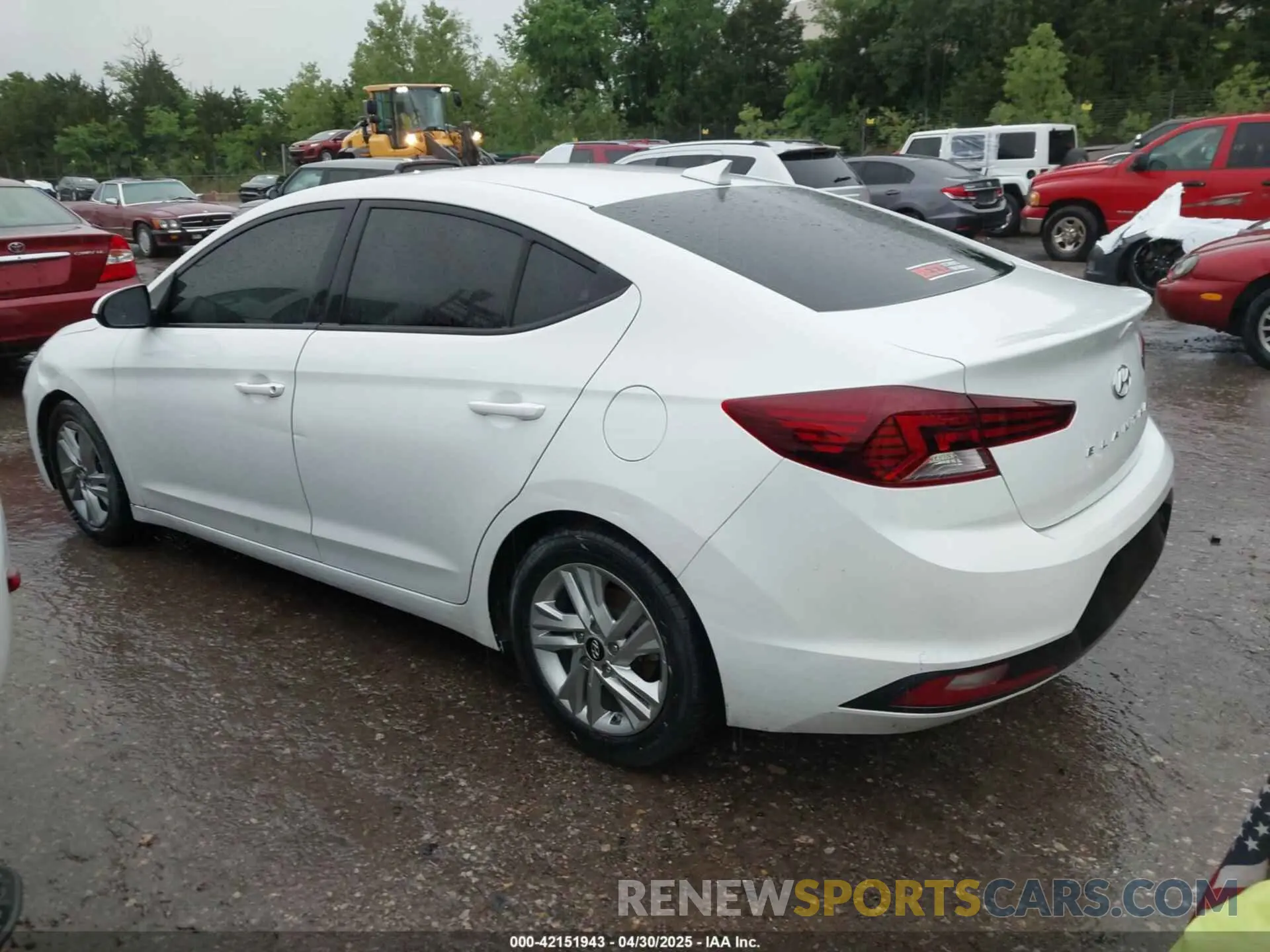 3 Photograph of a damaged car 5NPD84LF5LH604619 HYUNDAI ELANTRA 2020