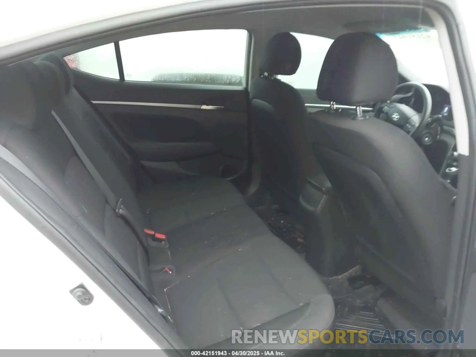 8 Photograph of a damaged car 5NPD84LF5LH604619 HYUNDAI ELANTRA 2020