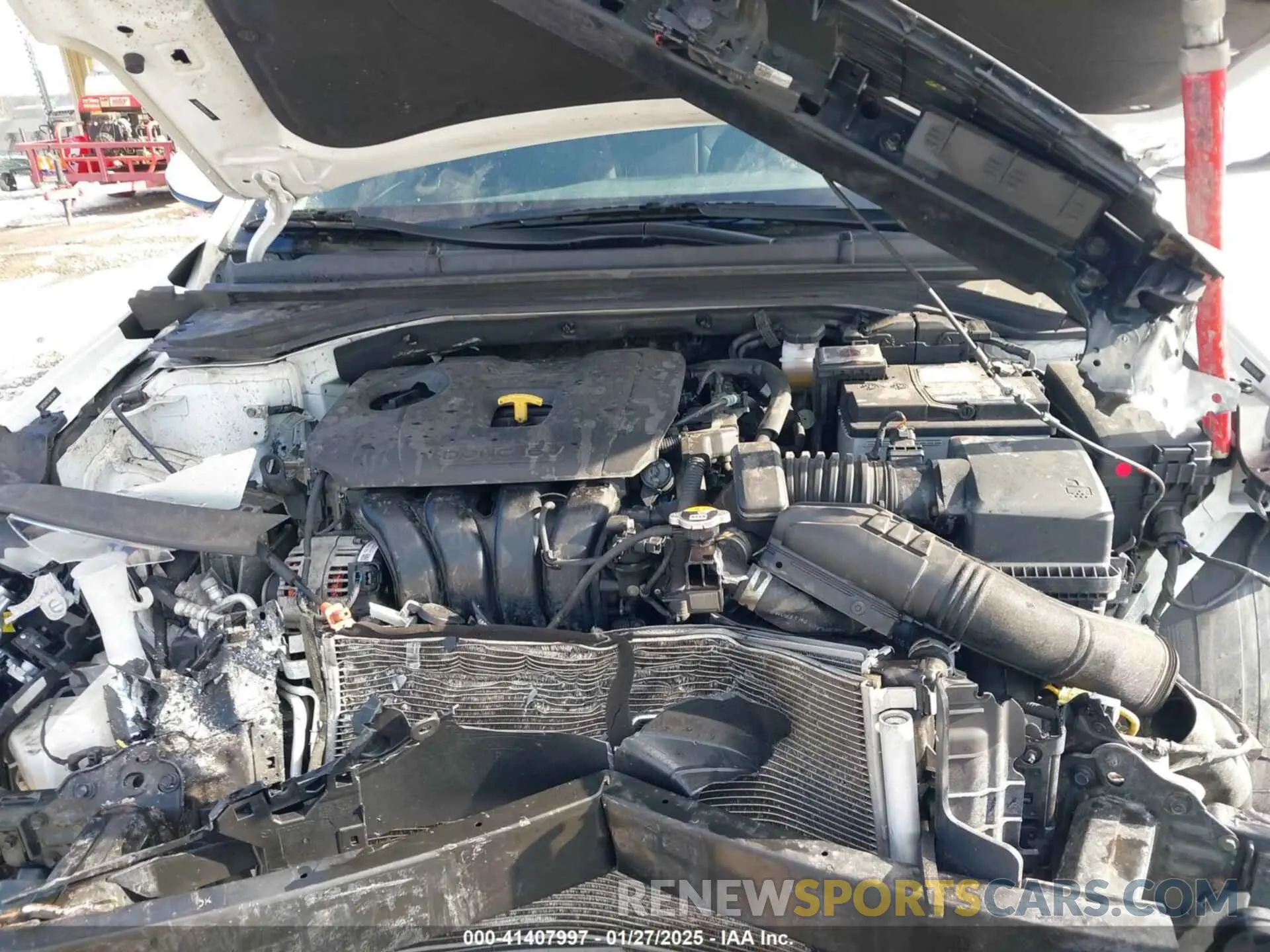 10 Photograph of a damaged car 5NPD84LF5LH613949 HYUNDAI ELANTRA 2020