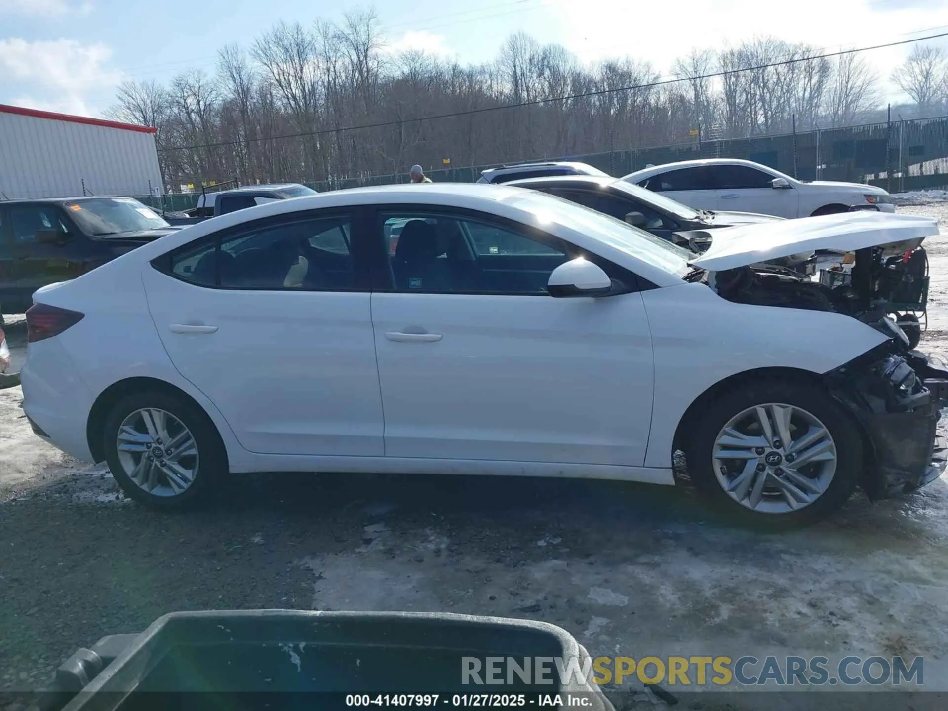 13 Photograph of a damaged car 5NPD84LF5LH613949 HYUNDAI ELANTRA 2020