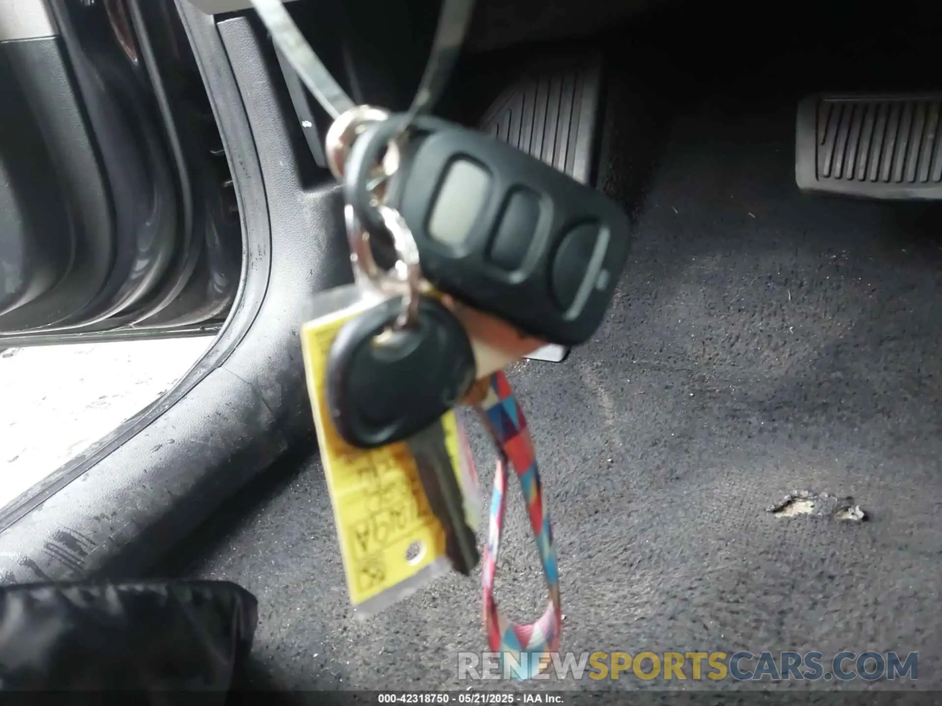 11 Photograph of a damaged car 5NPD84LF5LH626216 HYUNDAI ELANTRA 2020