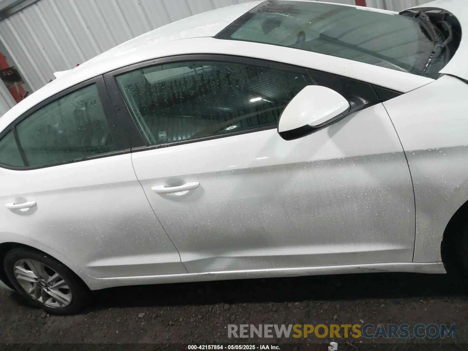 13 Photograph of a damaged car 5NPD84LF5LH627804 HYUNDAI ELANTRA 2020