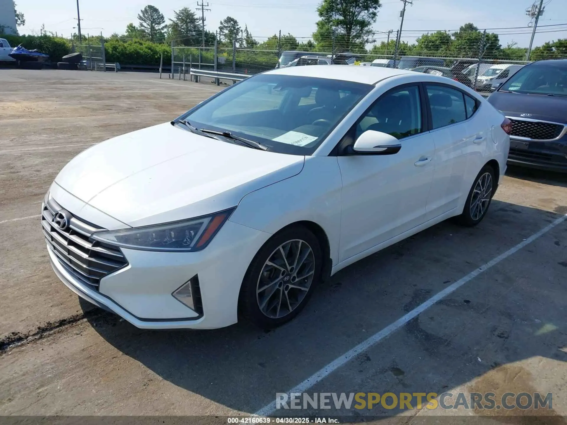 2 Photograph of a damaged car 5NPD84LF6LH498164 HYUNDAI ELANTRA 2020