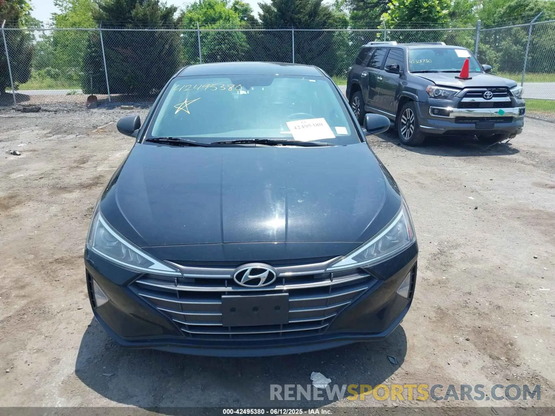11 Photograph of a damaged car 5NPD84LF6LH513469 HYUNDAI ELANTRA 2020