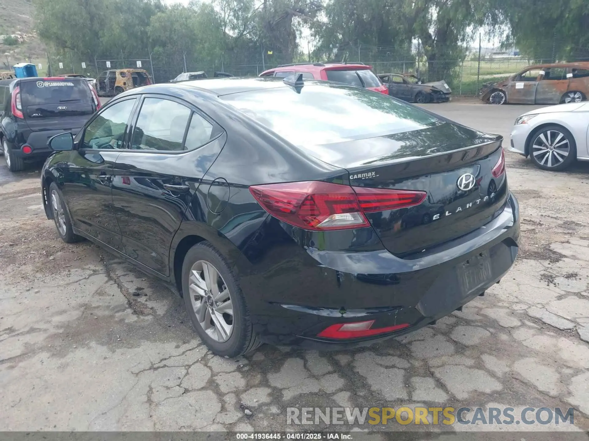 3 Photograph of a damaged car 5NPD84LF6LH534418 HYUNDAI ELANTRA 2020