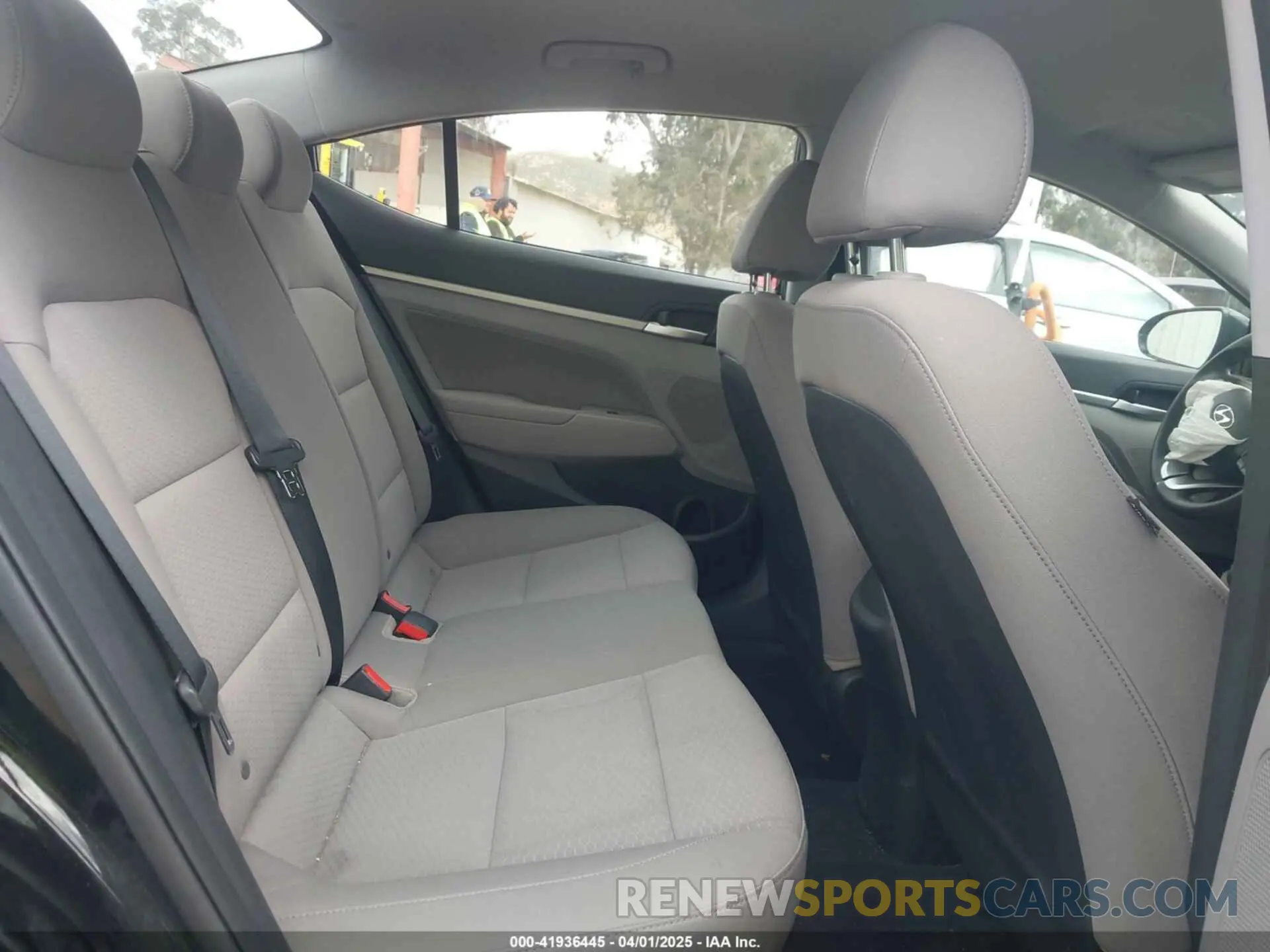 8 Photograph of a damaged car 5NPD84LF6LH534418 HYUNDAI ELANTRA 2020