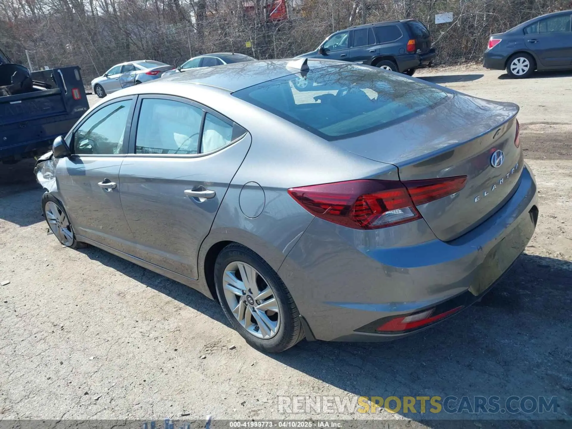 3 Photograph of a damaged car 5NPD84LF6LH536119 HYUNDAI ELANTRA 2020