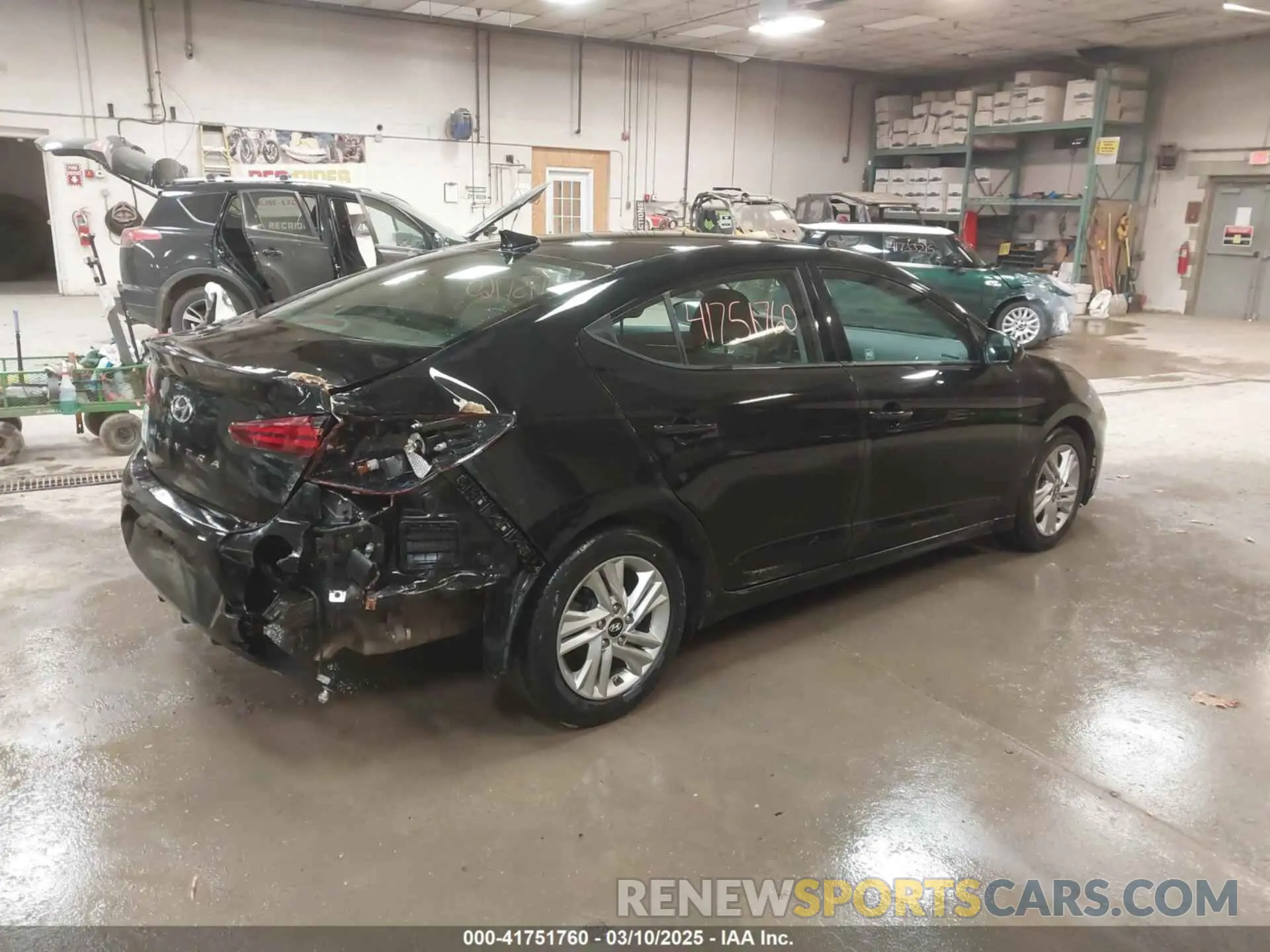 4 Photograph of a damaged car 5NPD84LF6LH541806 HYUNDAI ELANTRA 2020