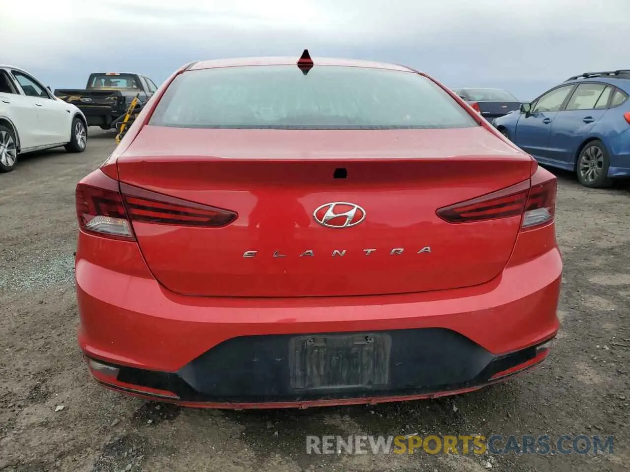 6 Photograph of a damaged car 5NPD84LF6LH552529 HYUNDAI ELANTRA 2020