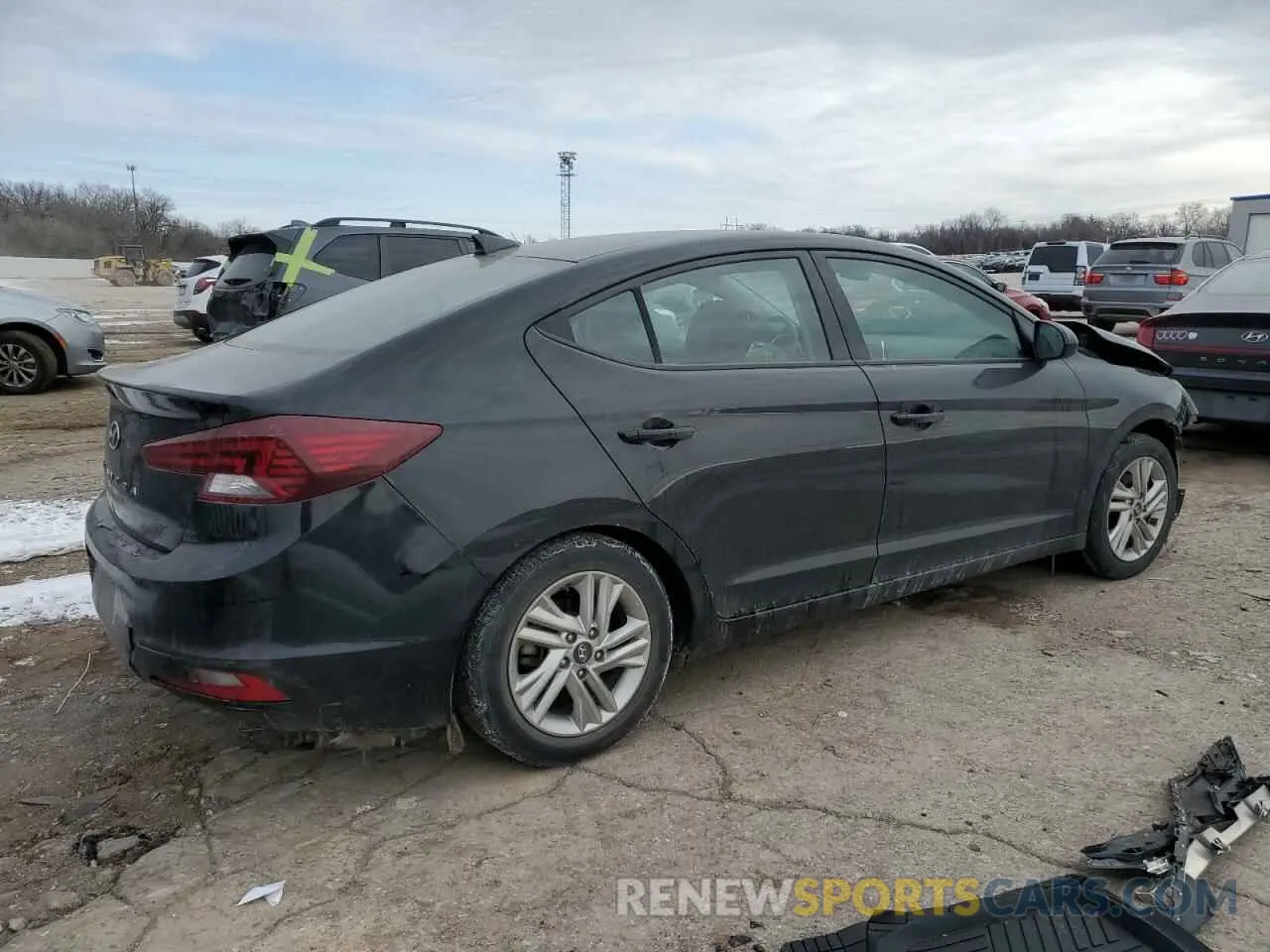 3 Photograph of a damaged car 5NPD84LF6LH570058 HYUNDAI ELANTRA 2020