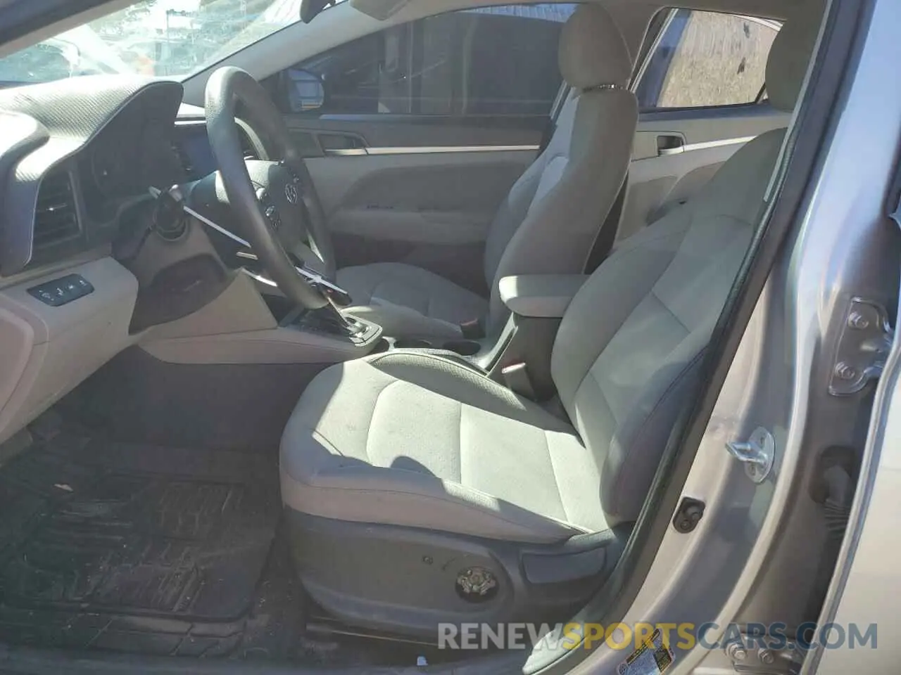7 Photograph of a damaged car 5NPD84LF6LH578242 HYUNDAI ELANTRA 2020
