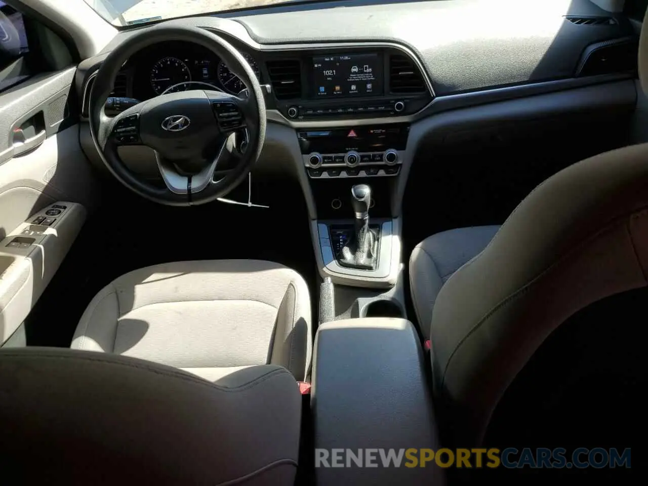 8 Photograph of a damaged car 5NPD84LF6LH578242 HYUNDAI ELANTRA 2020