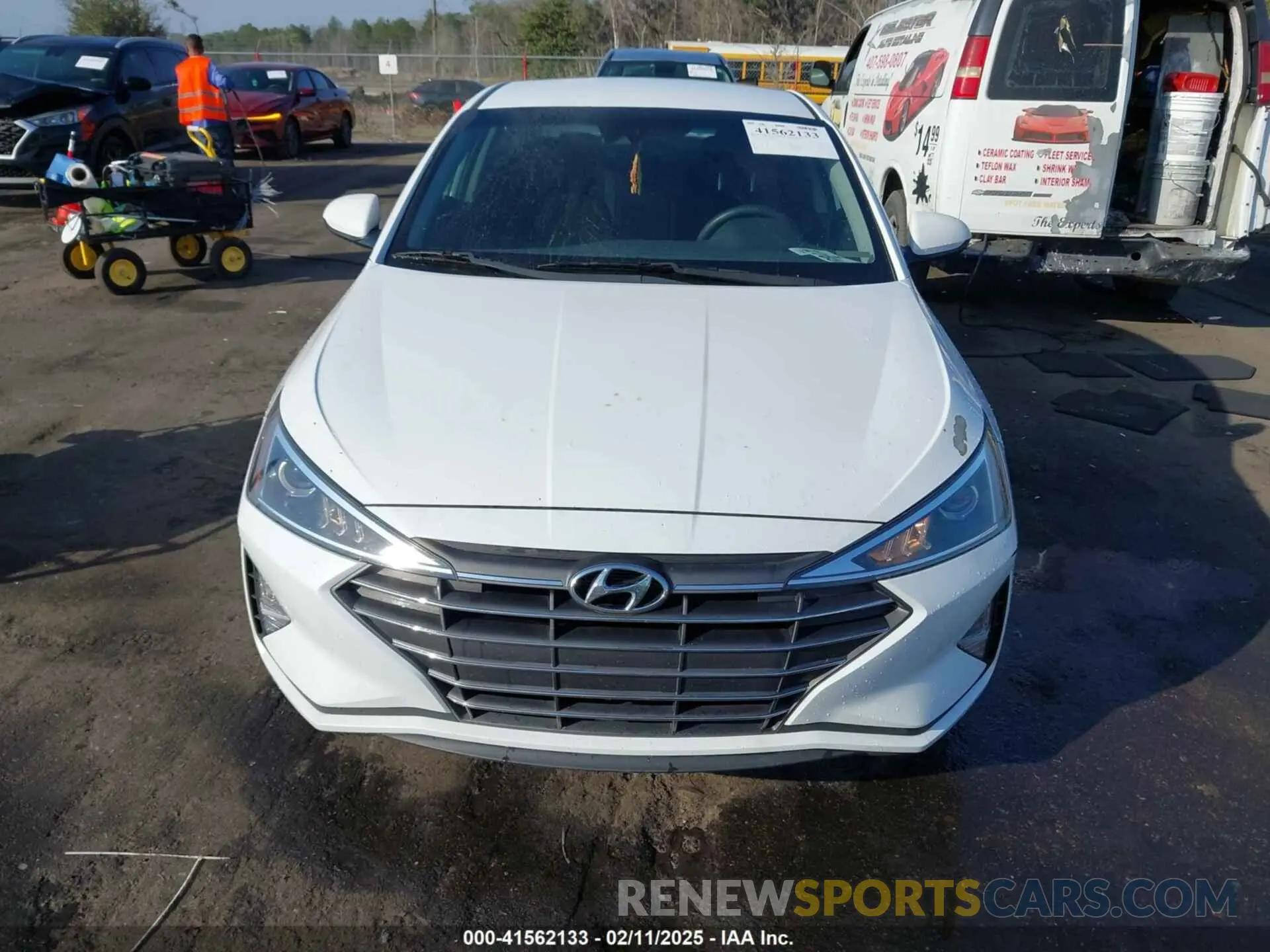 12 Photograph of a damaged car 5NPD84LF6LH605097 HYUNDAI ELANTRA 2020