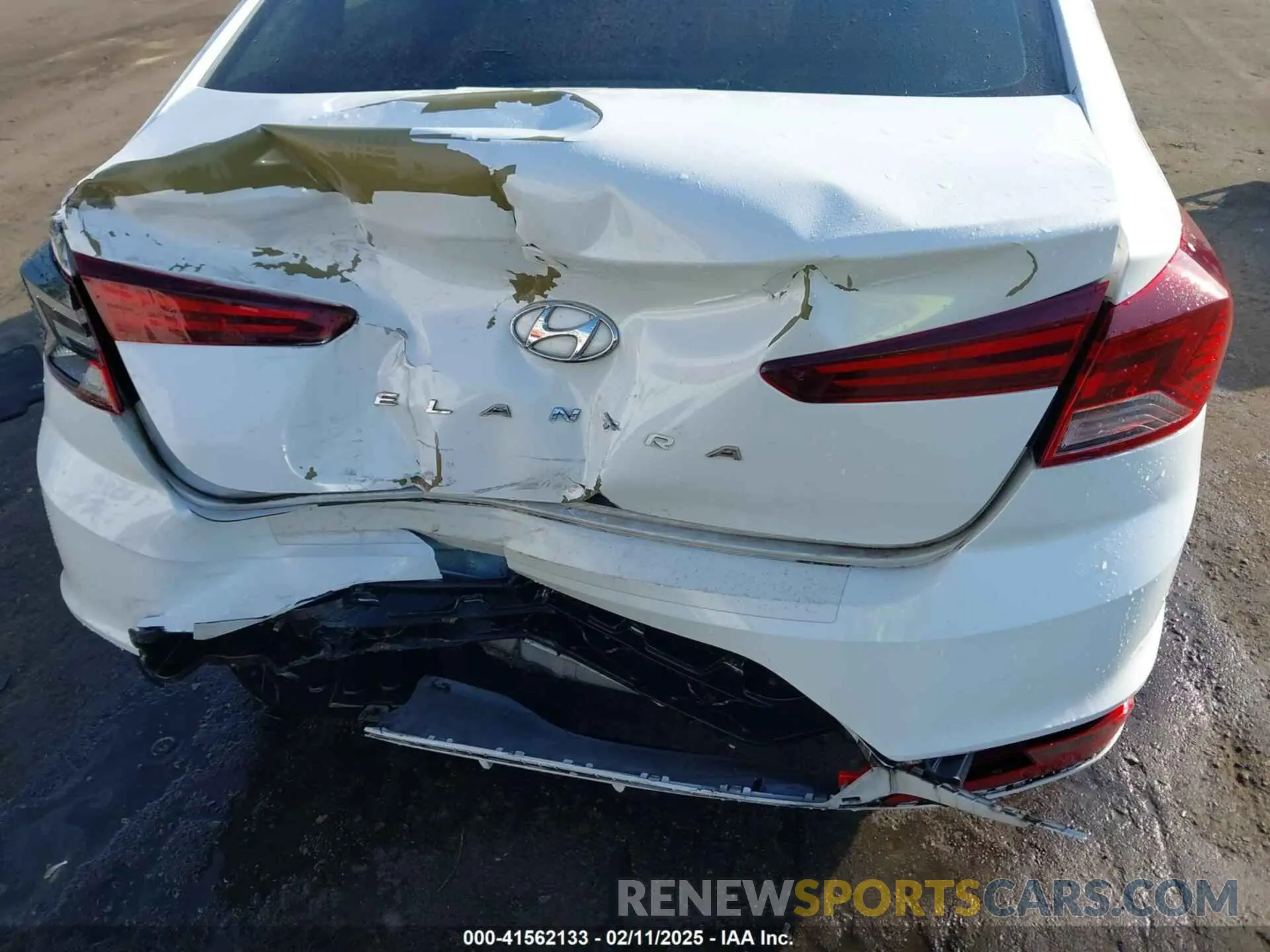 6 Photograph of a damaged car 5NPD84LF6LH605097 HYUNDAI ELANTRA 2020