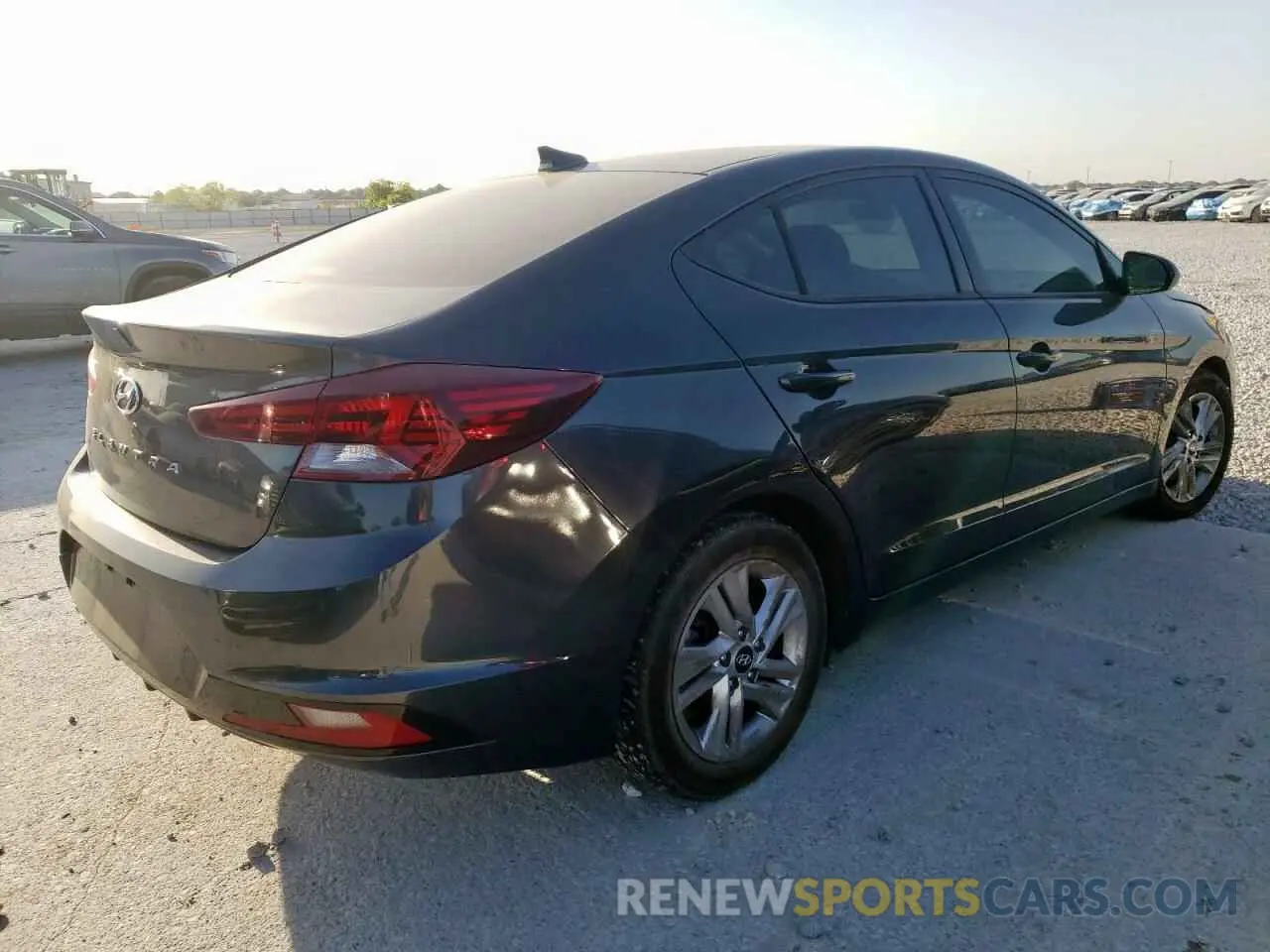 3 Фотография поврежденного автомобиля 5NPD84LF6LH620716 HYUNDAI ELANTRA 2020