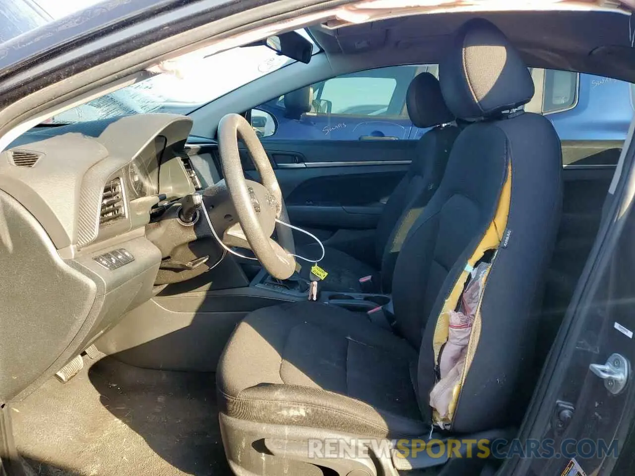 7 Фотография поврежденного автомобиля 5NPD84LF6LH620716 HYUNDAI ELANTRA 2020