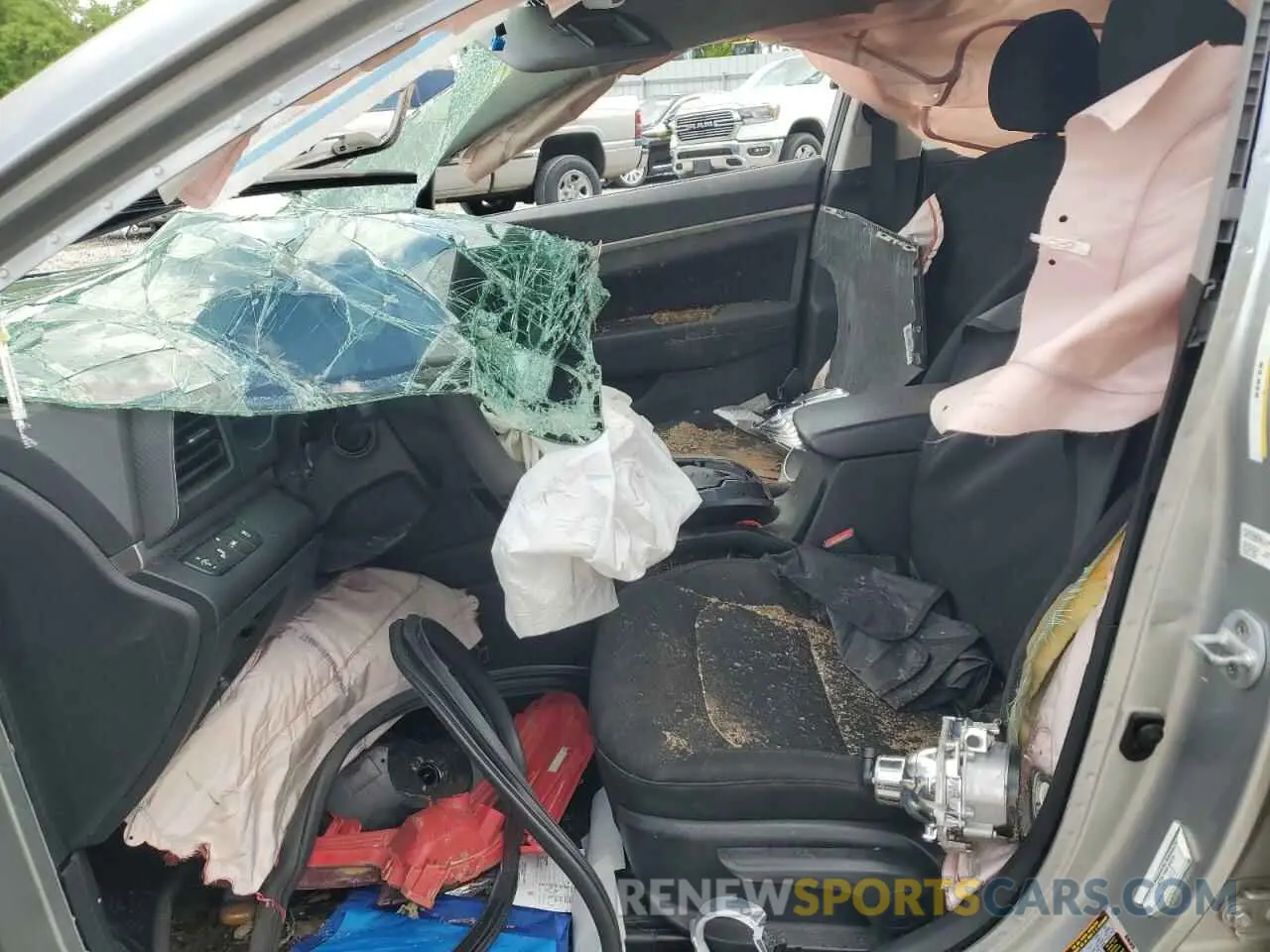7 Фотография поврежденного автомобиля 5NPD84LF6LH623082 HYUNDAI ELANTRA 2020