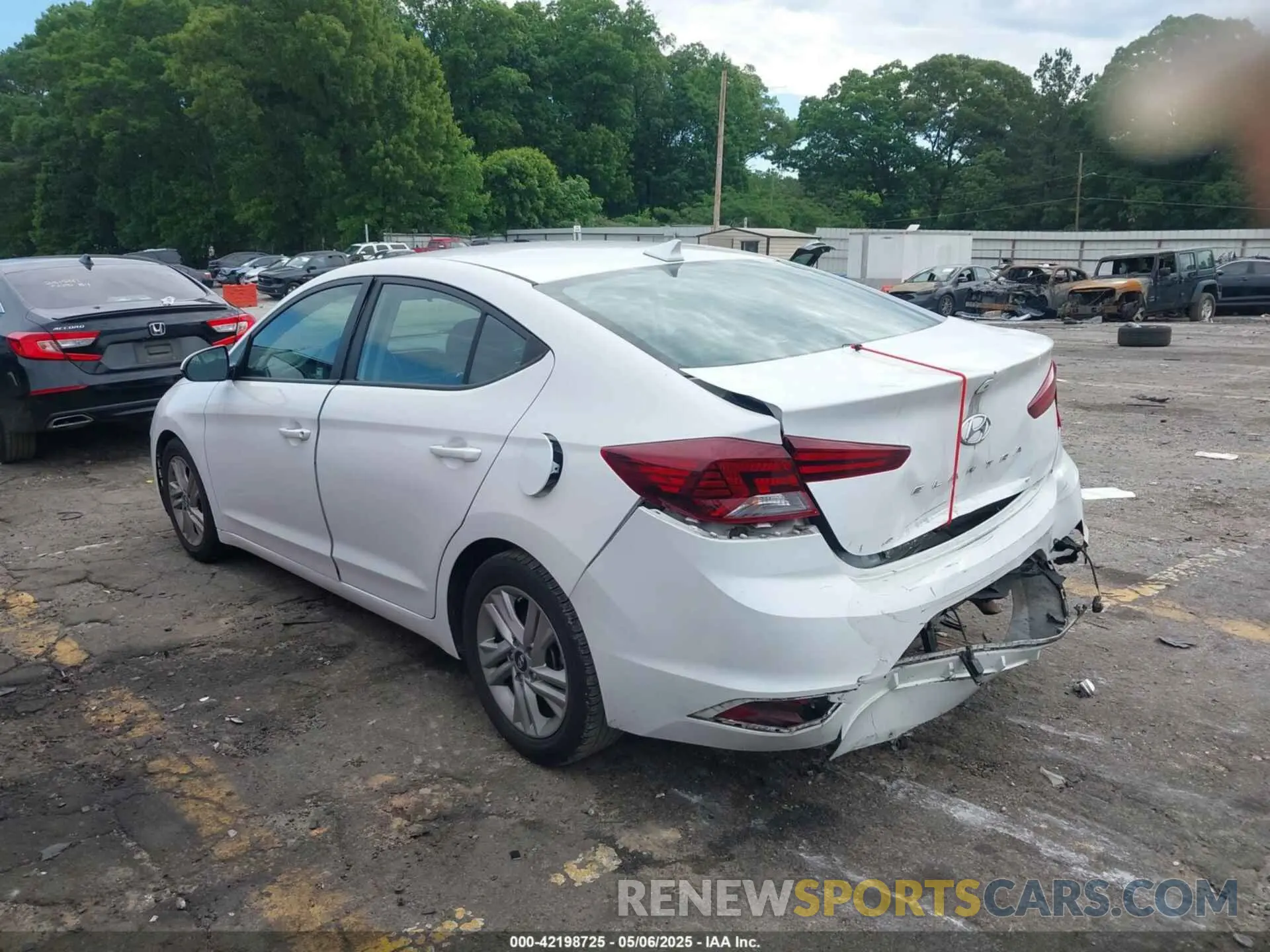 3 Photograph of a damaged car 5NPD84LF7LH543676 HYUNDAI ELANTRA 2020