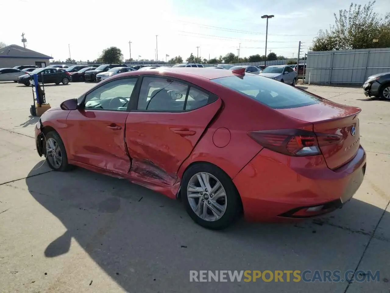 2 Photograph of a damaged car 5NPD84LF7LH548537 HYUNDAI ELANTRA 2020