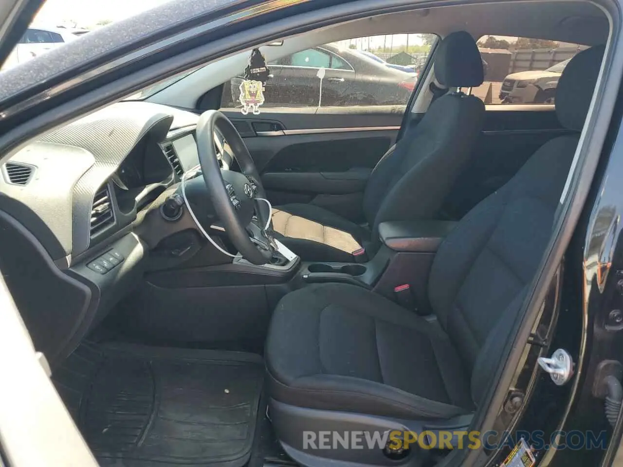 7 Photograph of a damaged car 5NPD84LF7LH549011 HYUNDAI ELANTRA 2020