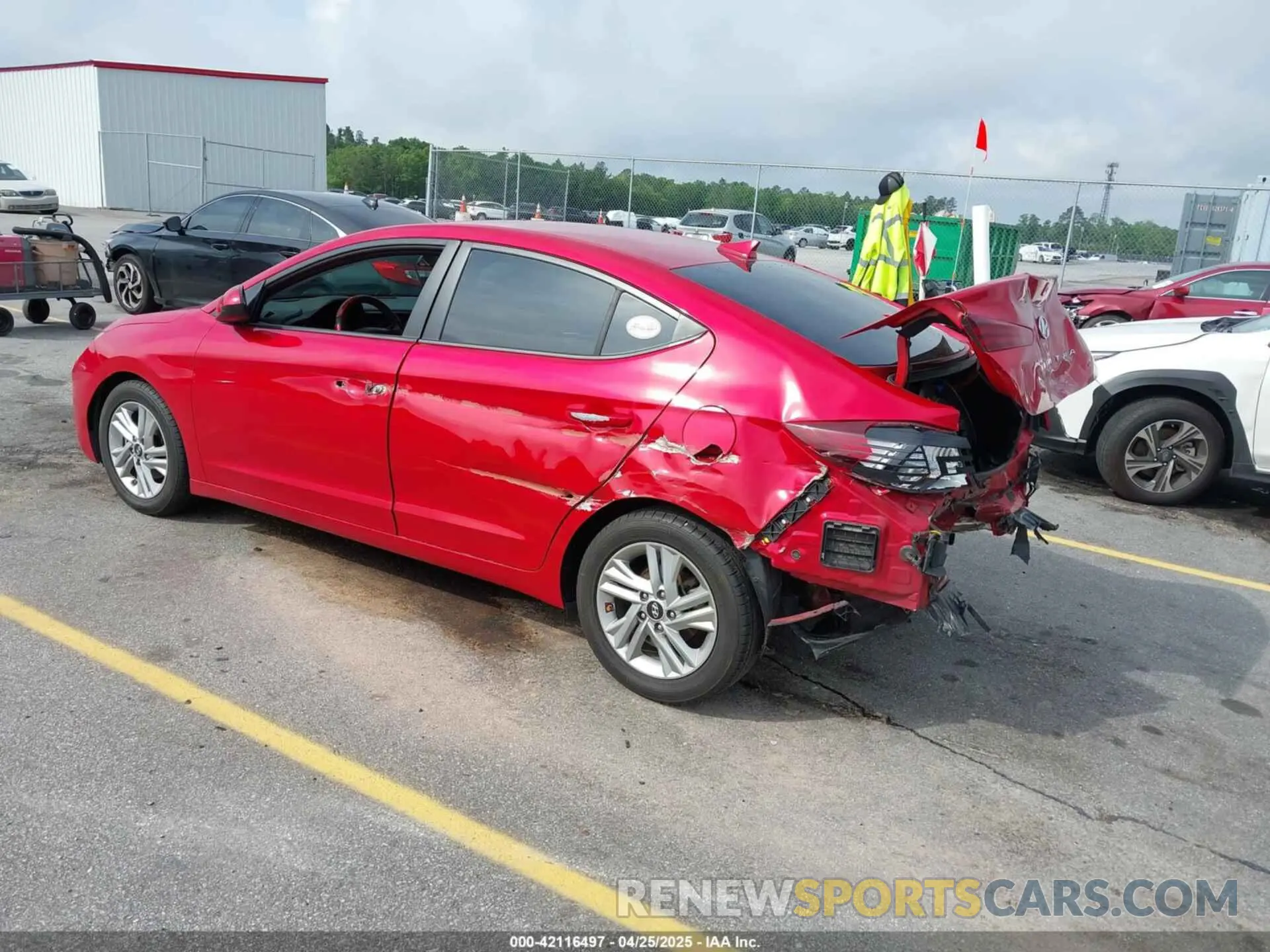 3 Фотография поврежденного автомобиля 5NPD84LF7LH554726 HYUNDAI ELANTRA 2020