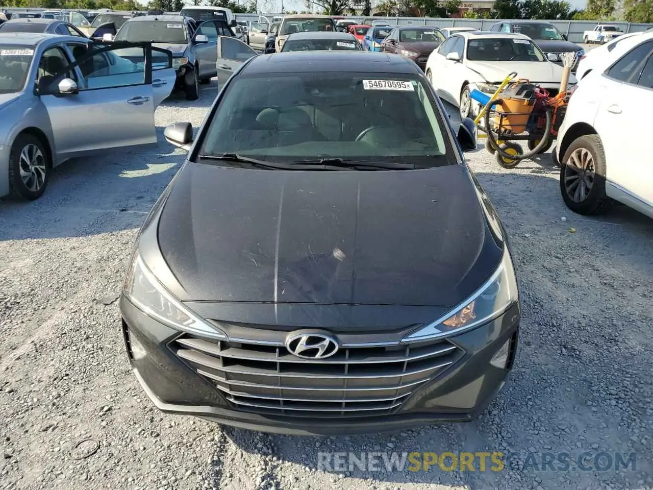5 Фотография поврежденного автомобиля 5NPD84LF7LH558548 HYUNDAI ELANTRA 2020