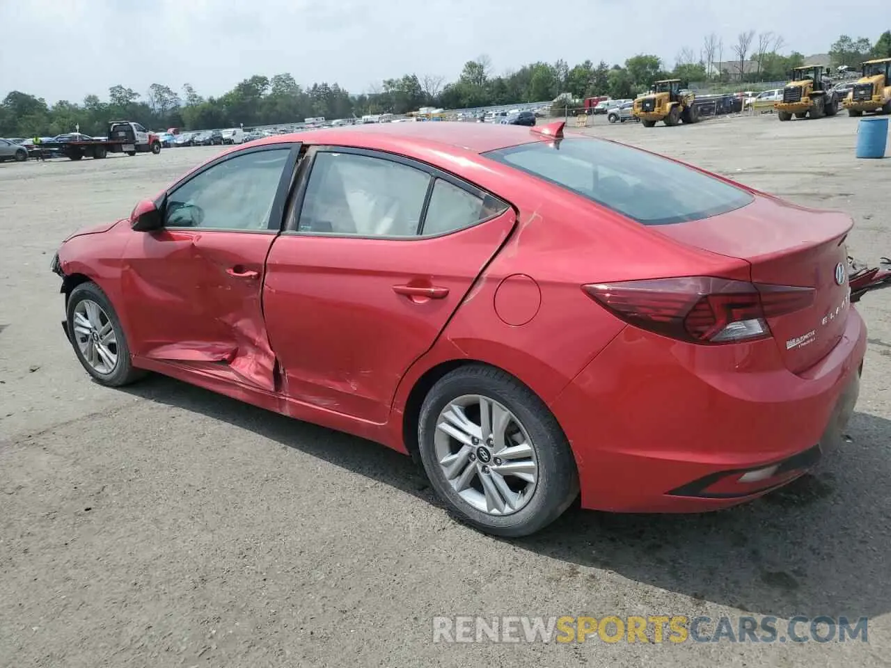 2 Photograph of a damaged car 5NPD84LF7LH573812 HYUNDAI ELANTRA 2020