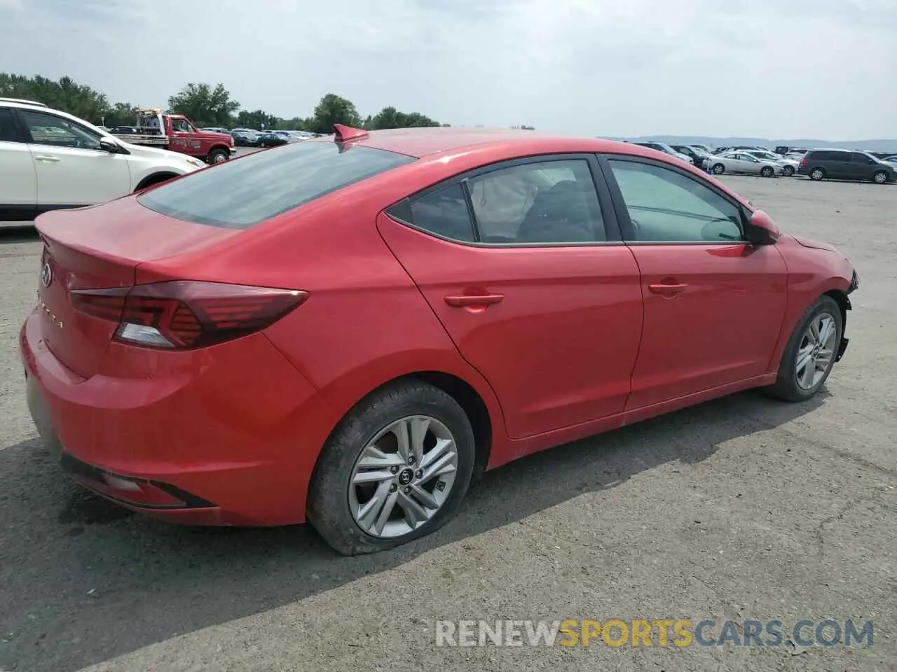 3 Photograph of a damaged car 5NPD84LF7LH573812 HYUNDAI ELANTRA 2020