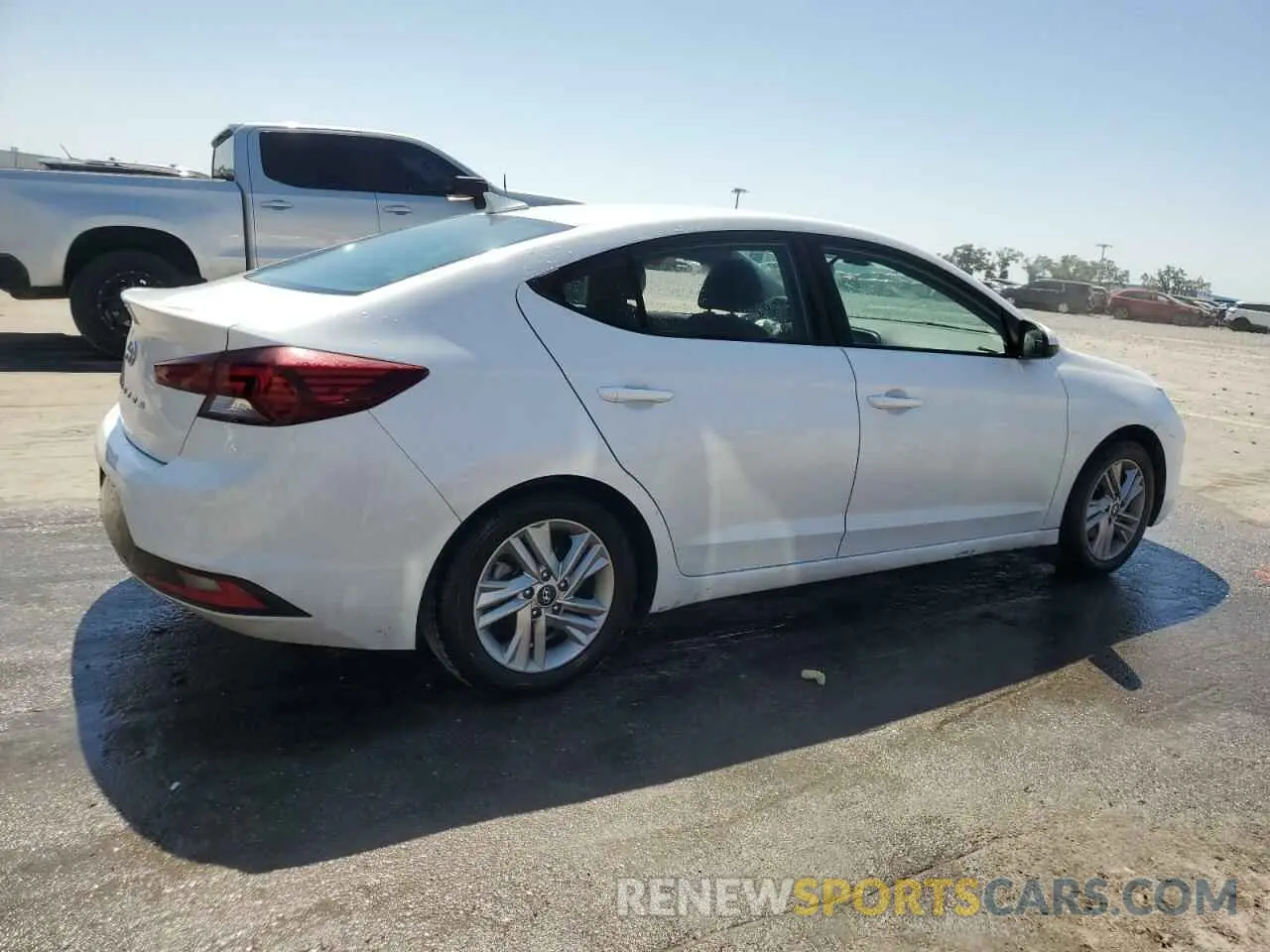 3 Photograph of a damaged car 5NPD84LF7LH574989 HYUNDAI ELANTRA 2020