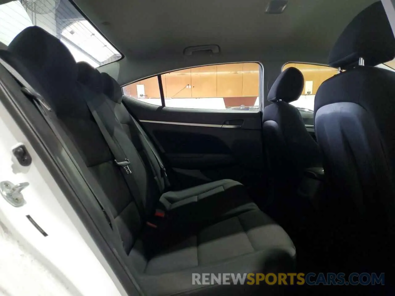 10 Фотография поврежденного автомобиля 5NPD84LF7LH583675 HYUNDAI ELANTRA 2020