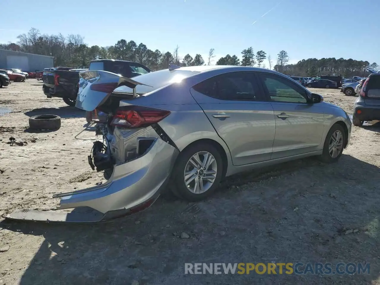 3 Photograph of a damaged car 5NPD84LF7LH606744 HYUNDAI ELANTRA 2020