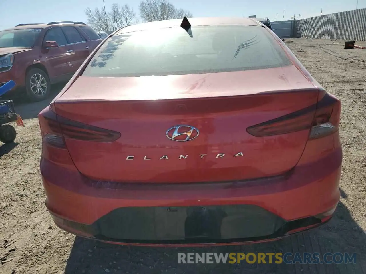 6 Фотография поврежденного автомобиля 5NPD84LF7LH613838 HYUNDAI ELANTRA 2020