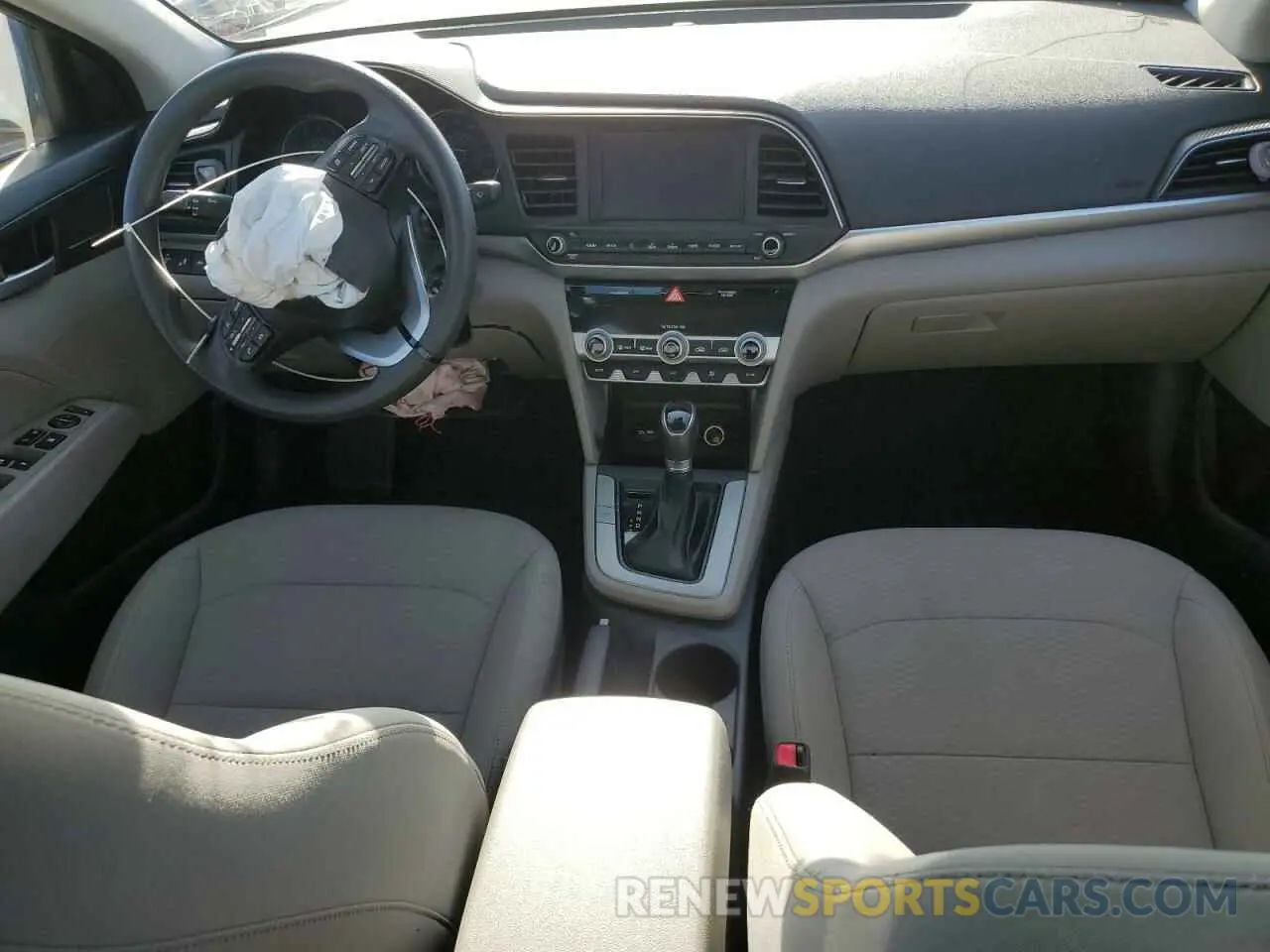 8 Фотография поврежденного автомобиля 5NPD84LF7LH613838 HYUNDAI ELANTRA 2020