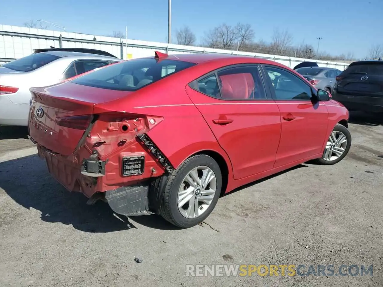 3 Photograph of a damaged car 5NPD84LF7LH621714 HYUNDAI ELANTRA 2020