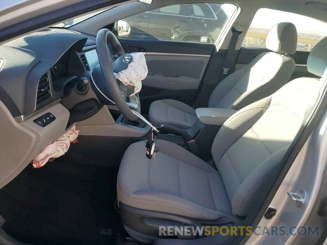 7 Photograph of a damaged car 5NPD84LF8LH517667 HYUNDAI ELANTRA 2020