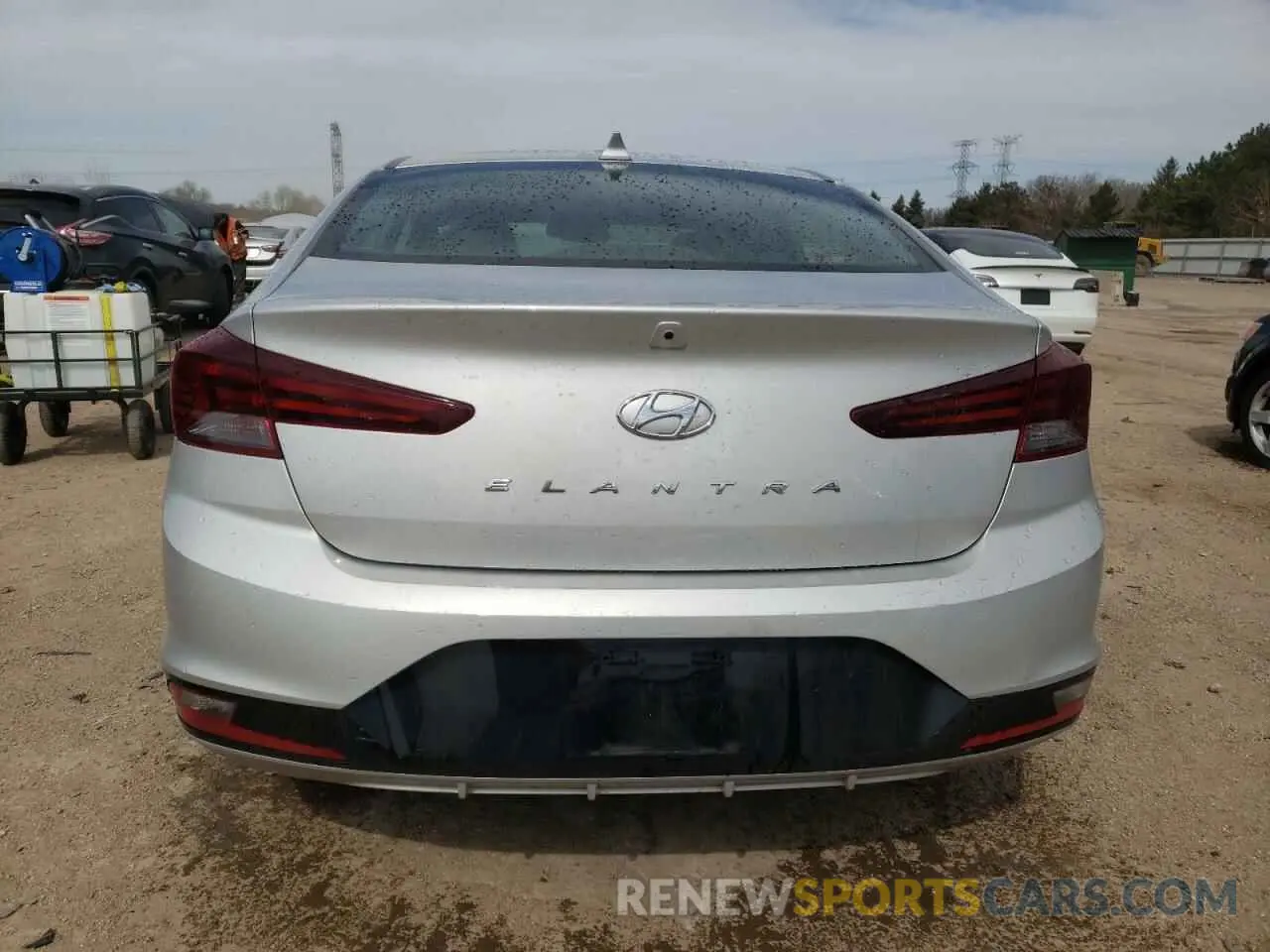 6 Photograph of a damaged car 5NPD84LF8LH523808 HYUNDAI ELANTRA 2020