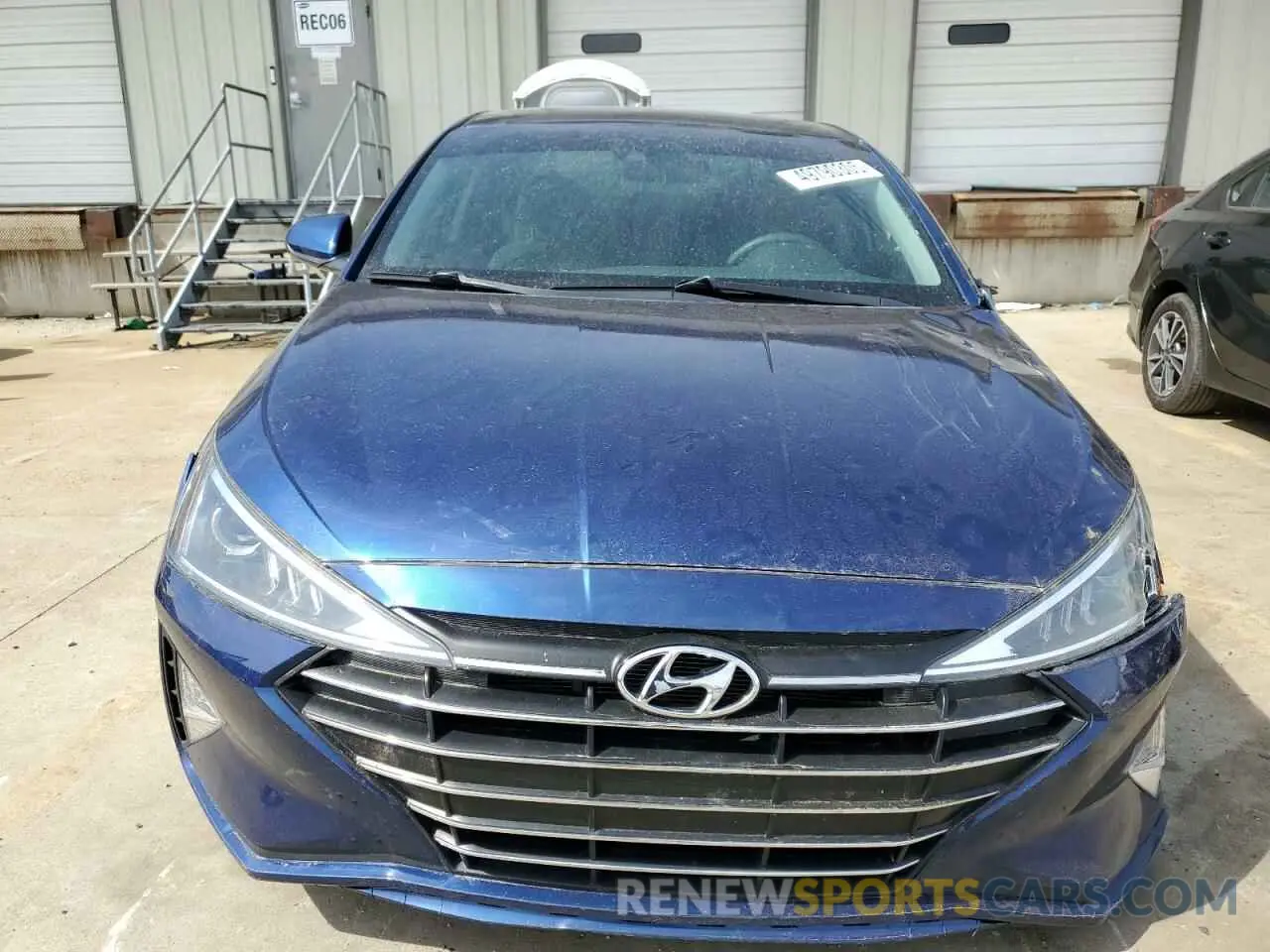 5 Photograph of a damaged car 5NPD84LF8LH526742 HYUNDAI ELANTRA 2020