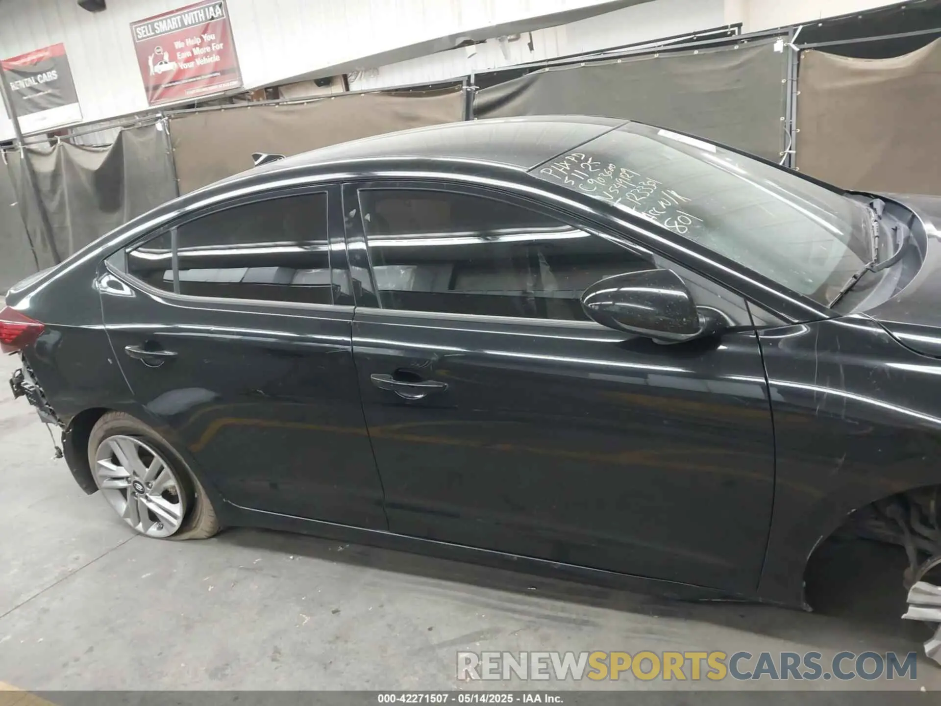 12 Photograph of a damaged car 5NPD84LF8LH549129 HYUNDAI ELANTRA 2020