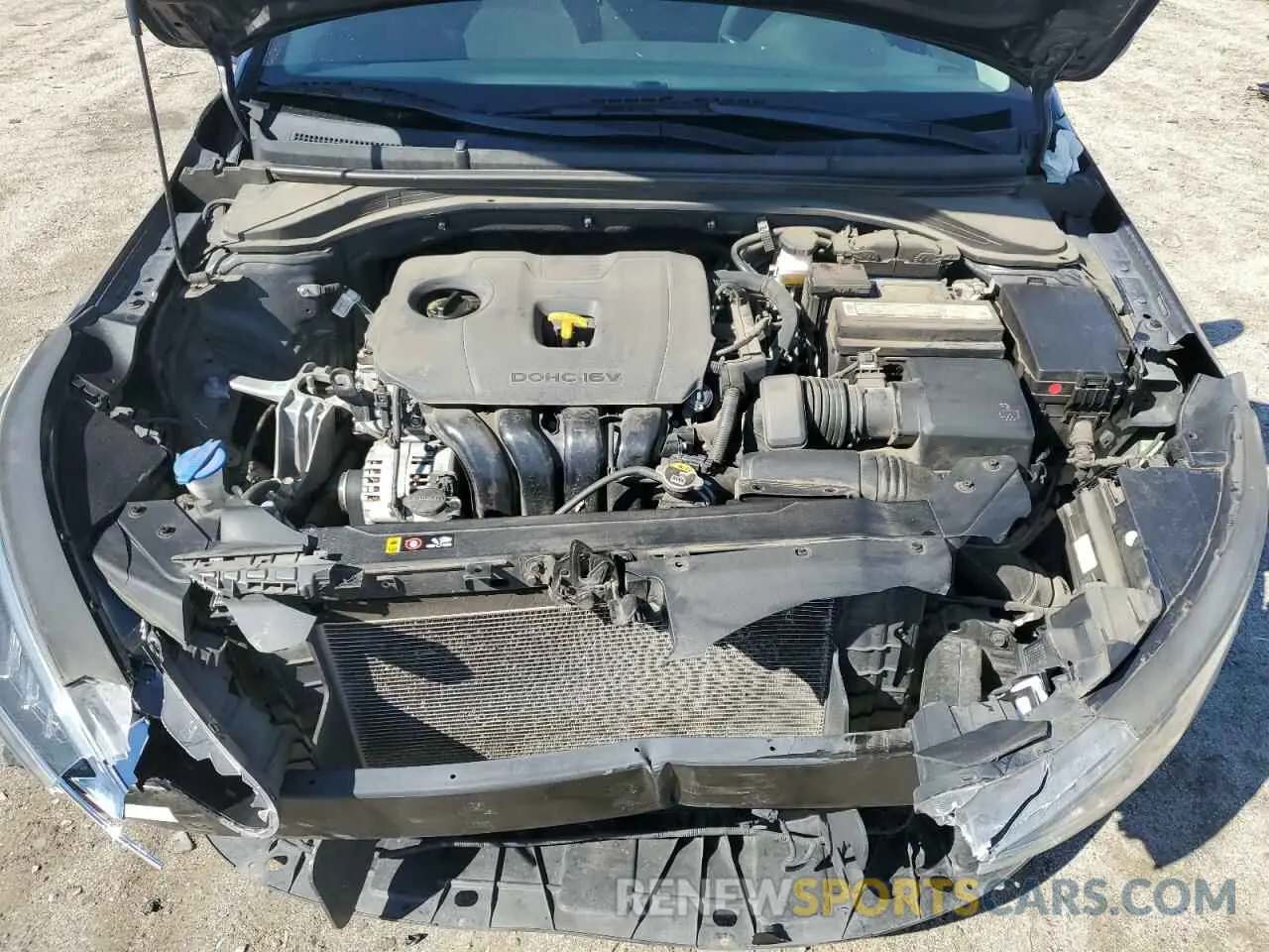 13 Photograph of a damaged car 5NPD84LF8LH557568 HYUNDAI ELANTRA 2020