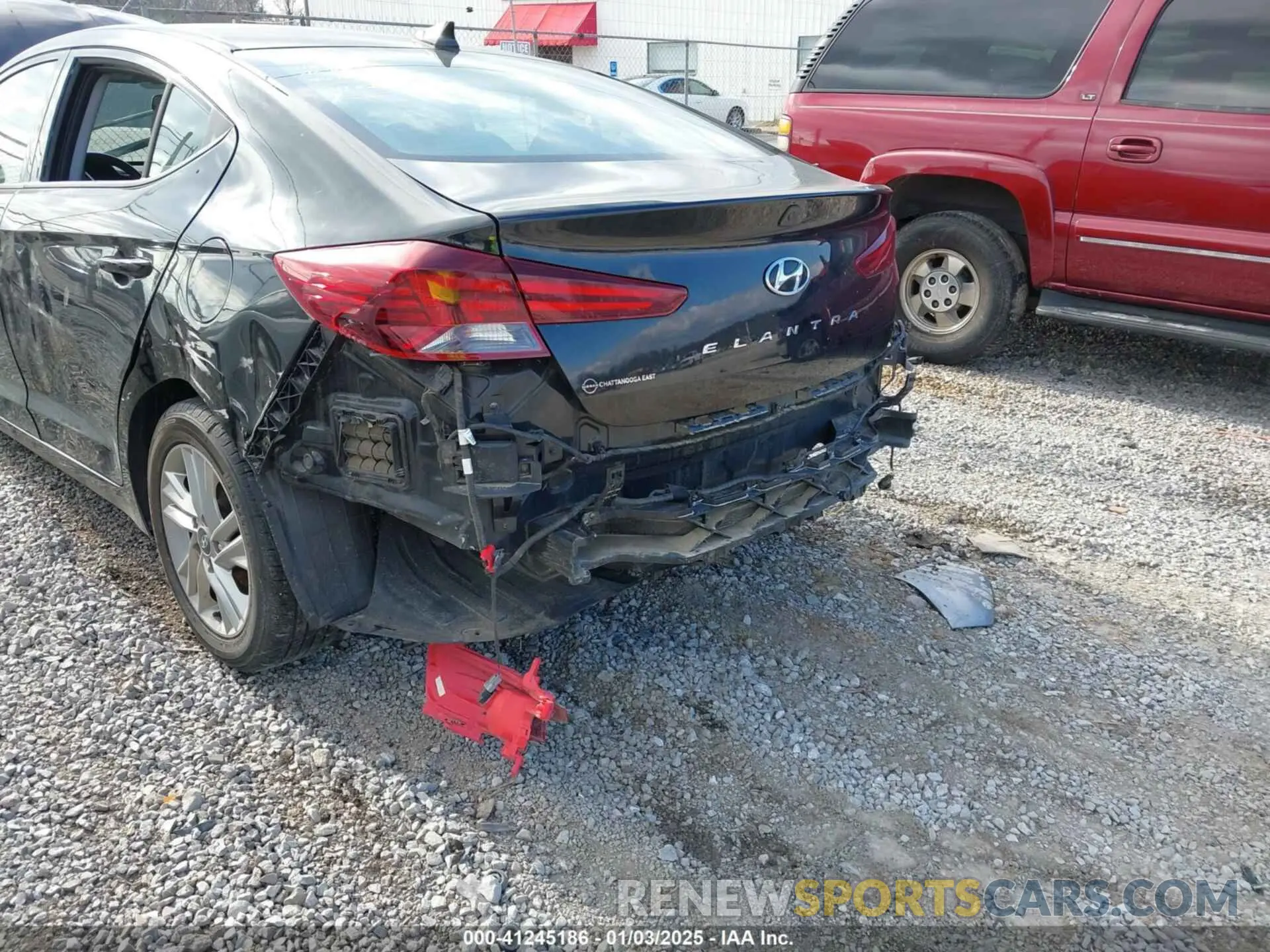 18 Photograph of a damaged car 5NPD84LF8LH558428 HYUNDAI ELANTRA 2020