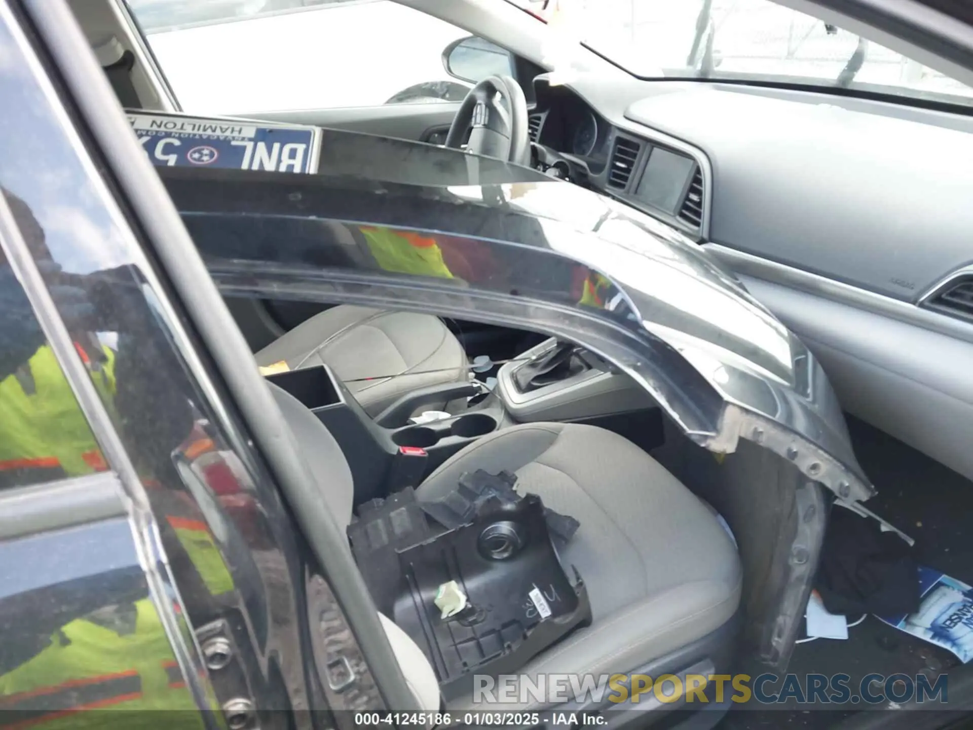5 Photograph of a damaged car 5NPD84LF8LH558428 HYUNDAI ELANTRA 2020