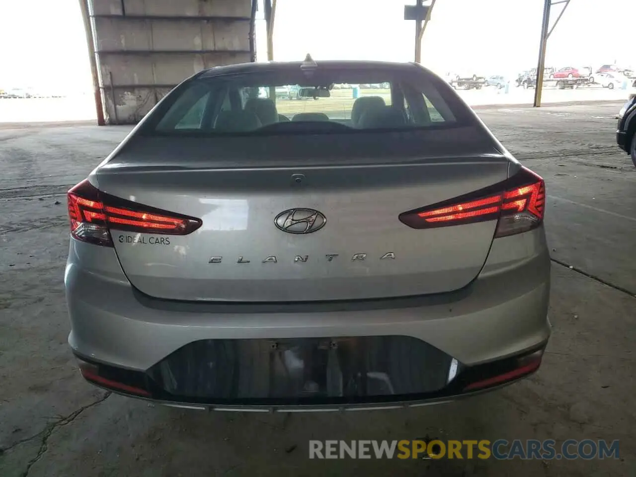 6 Photograph of a damaged car 5NPD84LF8LH560888 HYUNDAI ELANTRA 2020
