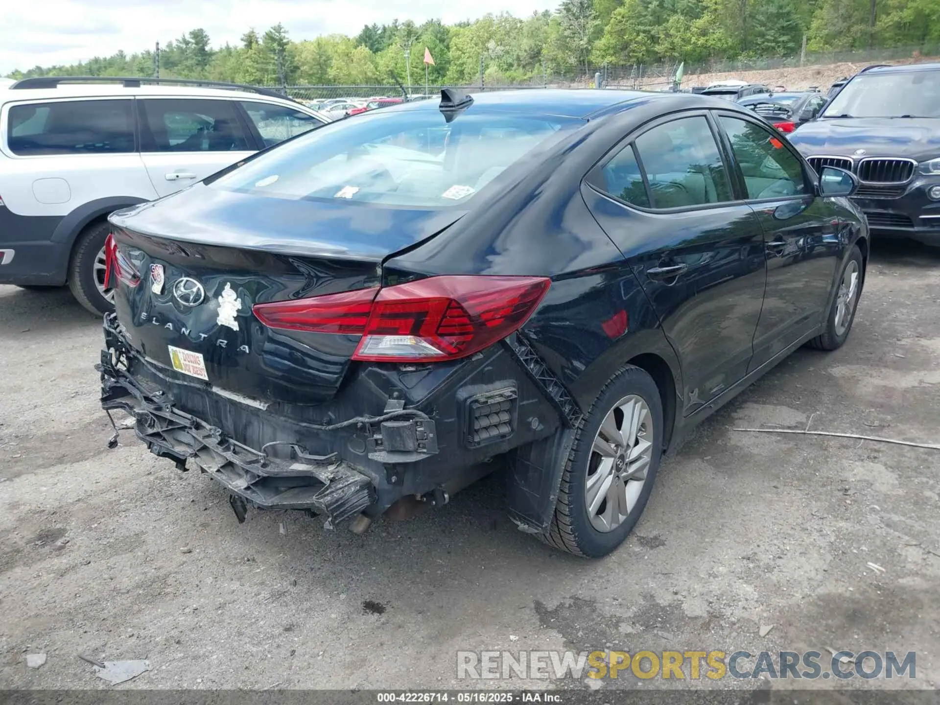 4 Фотография поврежденного автомобиля 5NPD84LF8LH565301 HYUNDAI ELANTRA 2020