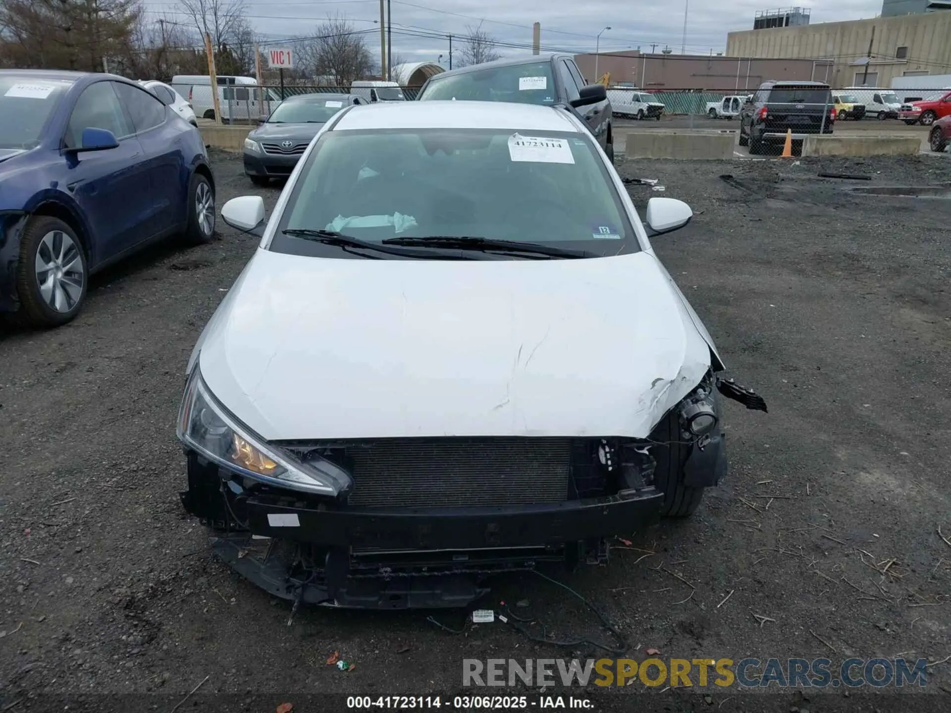 13 Фотография поврежденного автомобиля 5NPD84LF8LH572393 HYUNDAI ELANTRA 2020