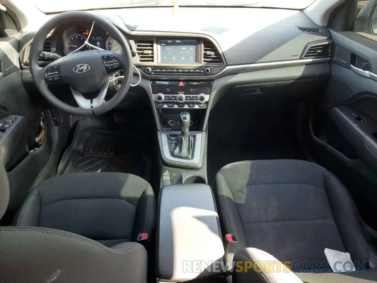 8 Photograph of a damaged car 5NPD84LF8LH575407 HYUNDAI ELANTRA 2020