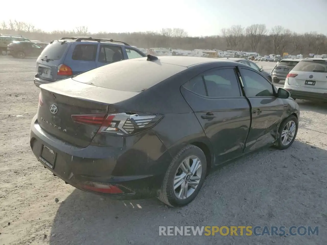 3 Photograph of a damaged car 5NPD84LF8LH578890 HYUNDAI ELANTRA 2020